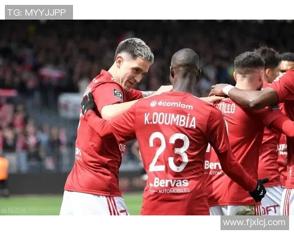 波尔多主场迎战梅斯争夺三分全力以赴展现实力与决心